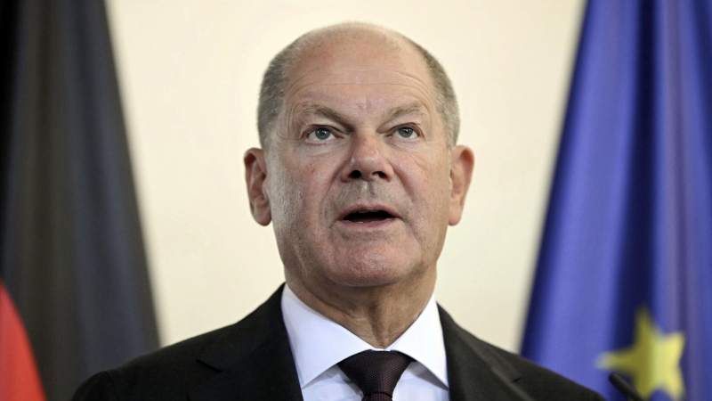 Шольц намерен создать украинскую администрацию в ФРГ после визита в Киев