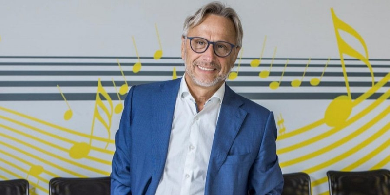 «Ми — дуже світла територія Землі». Сім головних цитат українського банкіра Володимира Лавренчука з інтерв'ю Фурсі та Сичу