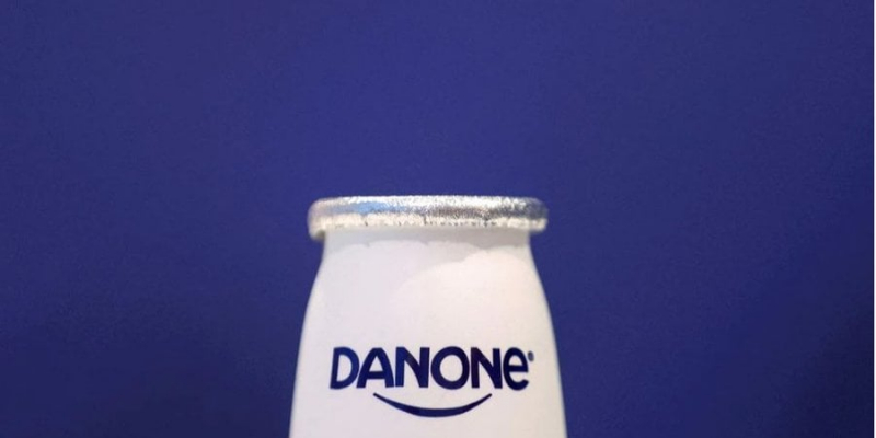 Таке собі маскування. Danone, не бажаючи йти з РФ, змінила назву бренду йогуртів Активіа на ринку країни-агресора