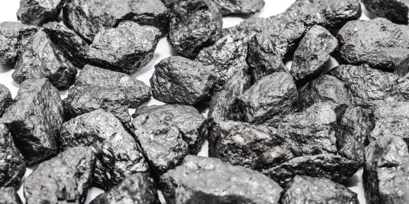 Заміна літію. У Китаї знайшли раніше невідому руду з дуже цінним рідкоземельним металом